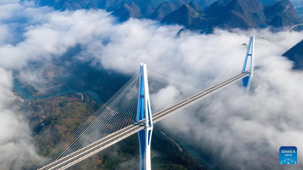 Província chinesa de Guizhou ganha título de "Museu das Pontes do Mundo"