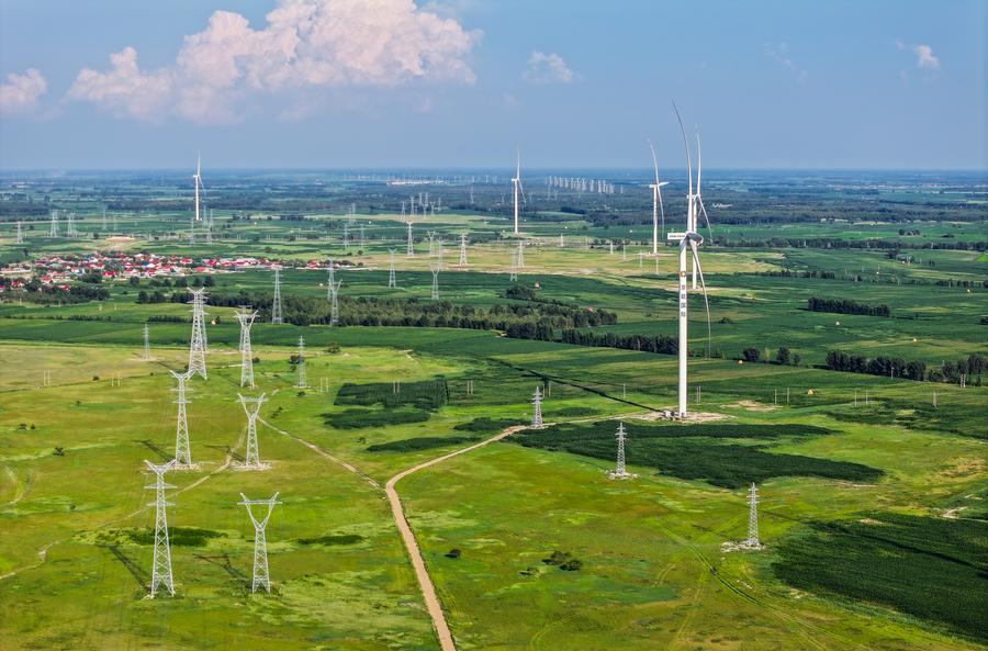 (Multimídia) Capacidade eólica da Mongólia Interior ultrapassa 100 milhões de kW