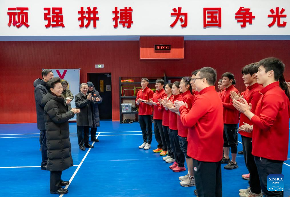 Conselheira de Estado chinesa pede aos atletas que busquem a glória nos Jogos Olímpicos de Inverno Milão-Cortina