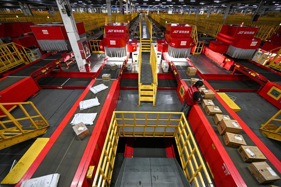 (Multimídia) China responde por mais de 60% do crescimento global de encomendas expressas entre 2021 e 2025