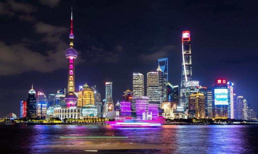 (Multimídia) Shanghai acelera impulso para manufatura integrada com IA