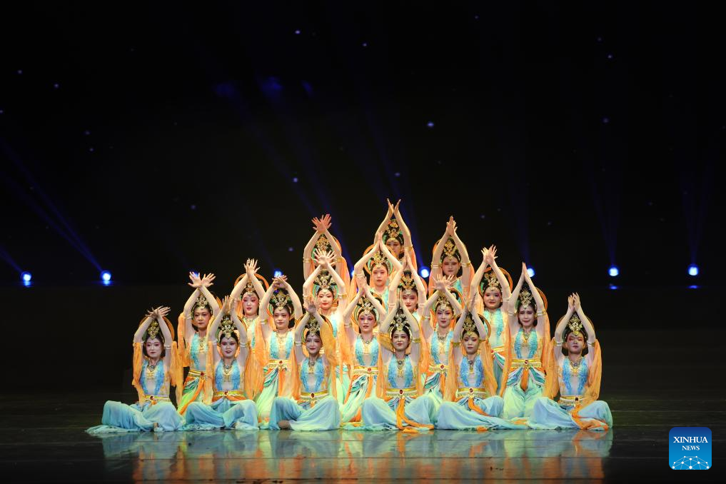 Província chinesa de Gansu sedia eventos de apresentação e transmissão de artes e cultura para público geral