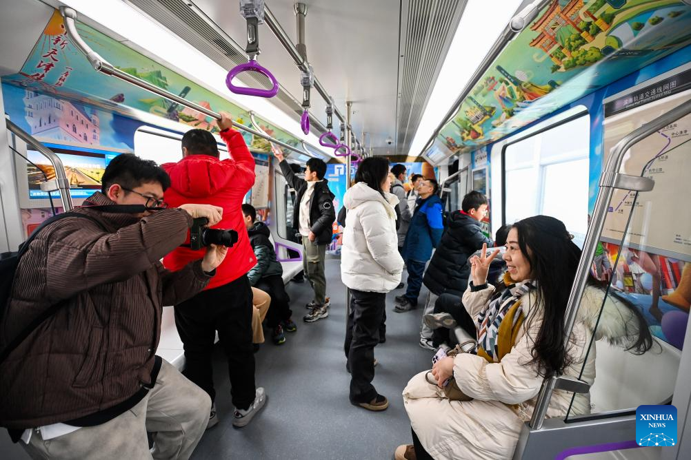 Trecho norte da primeira fase da Linha Z4 do Metrô de Tianjin entra em operação
