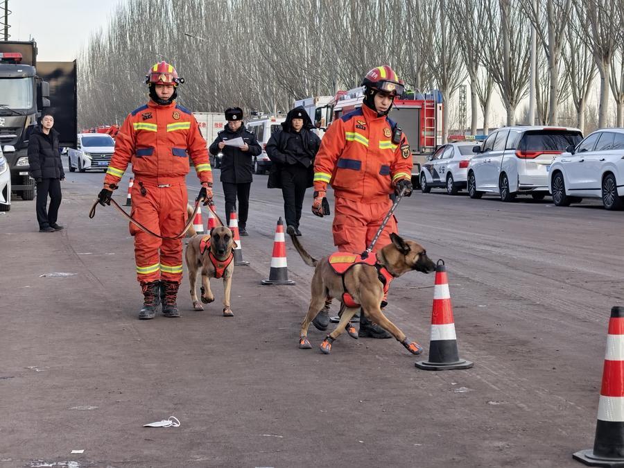 (Multimídia) Número de mortos sobe para 9 após explosão em usina siderúrgica na Mongólia Interior, na China