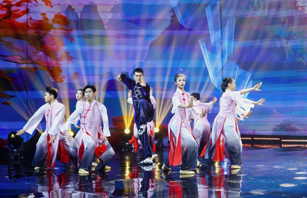 (Multimídia) Nova política de vistos aproxima China e Brasil