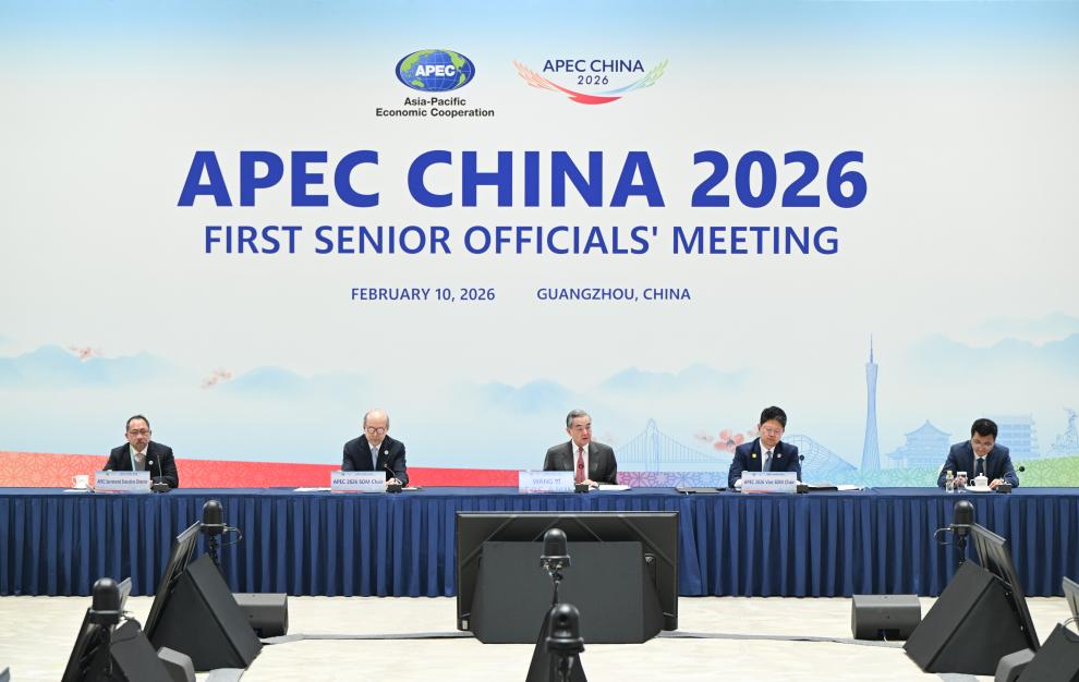 Chanceler chinês apresenta tarefas-chave da APEC China 2026