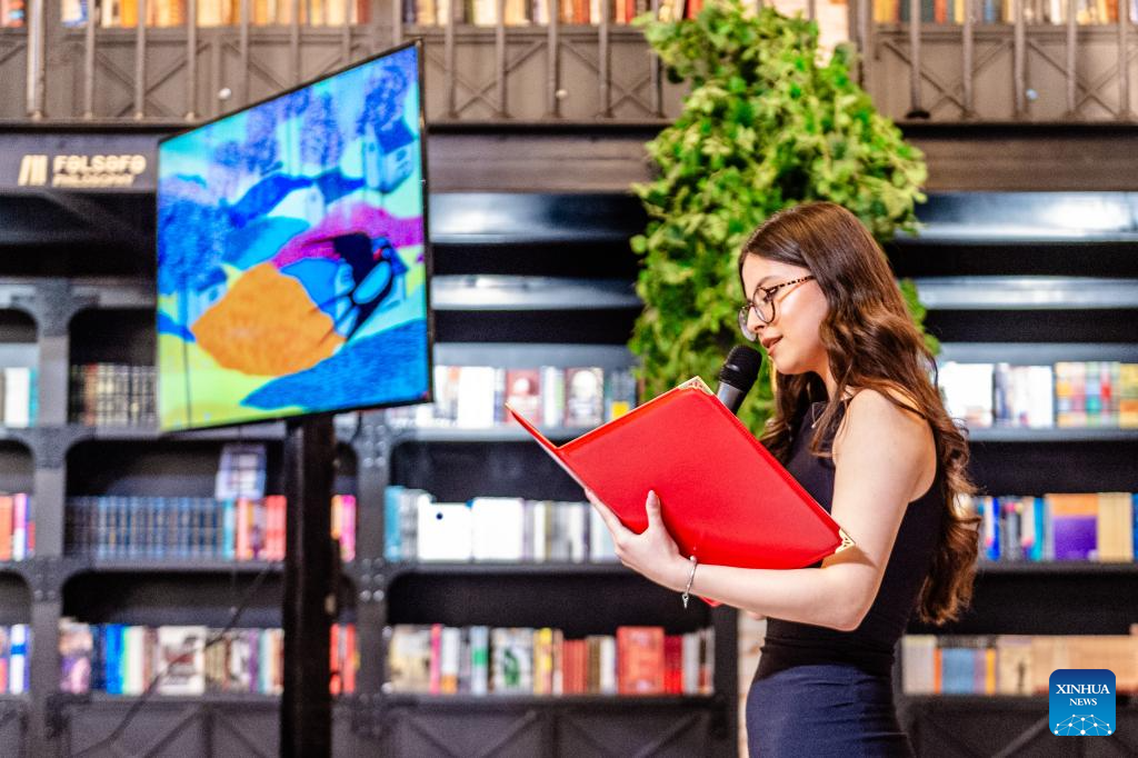 Instituto Confúcio sedia evento cultural do Ano Novo Chinês em Baku, Azerbaijão