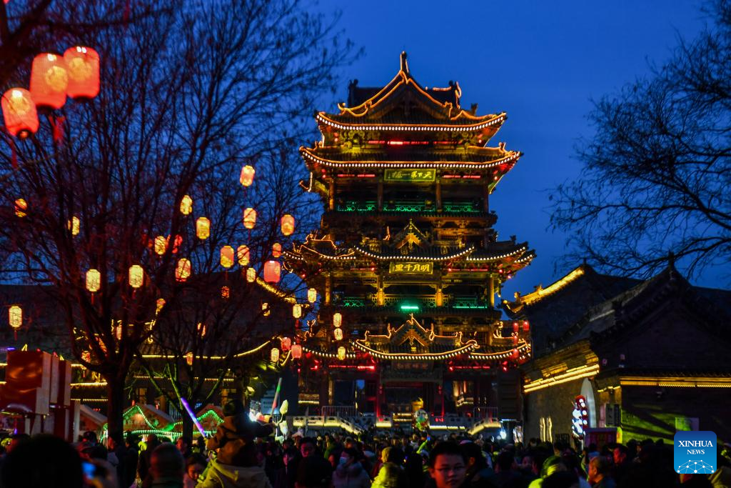 Província chinesa de Shanxi celebra o Festival das Lanternas com diversas atividades