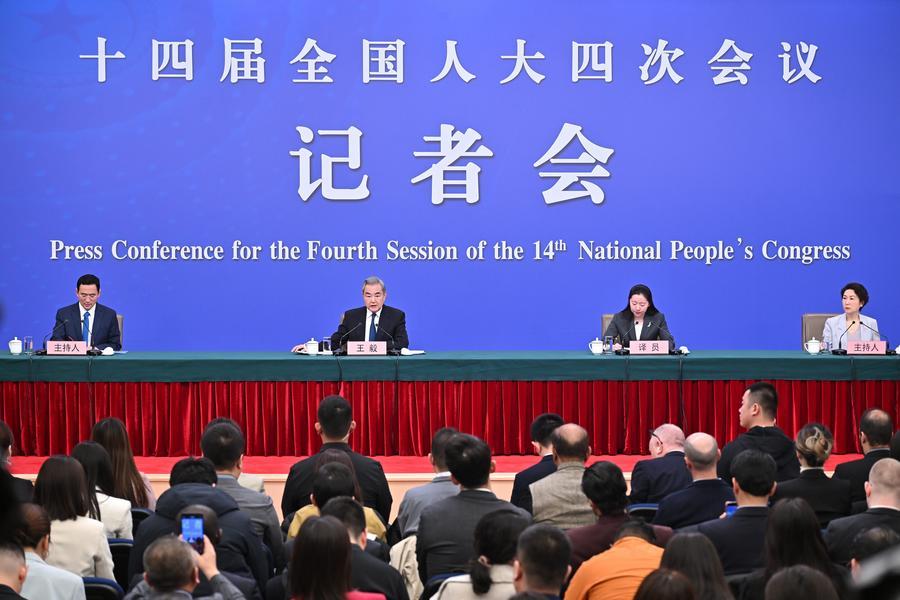 Iniciativa de Governança Global proposta pela China não poderia ser mais oportuna, diz chanceler