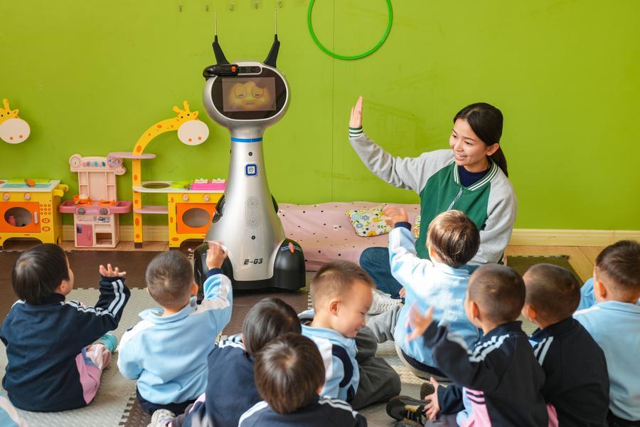 (Multimídia) Melhorar o bem-estar das pessoas continua sendo fundamental para os próximos cinco anos na China