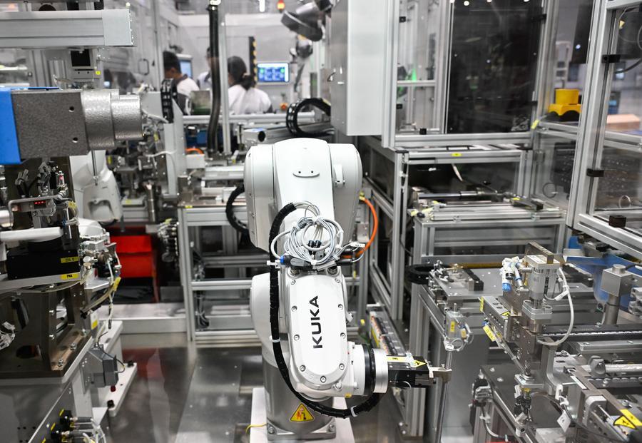 (Multimídia) Produção industrial da China cresce 6,3% nos primeiros dois meses