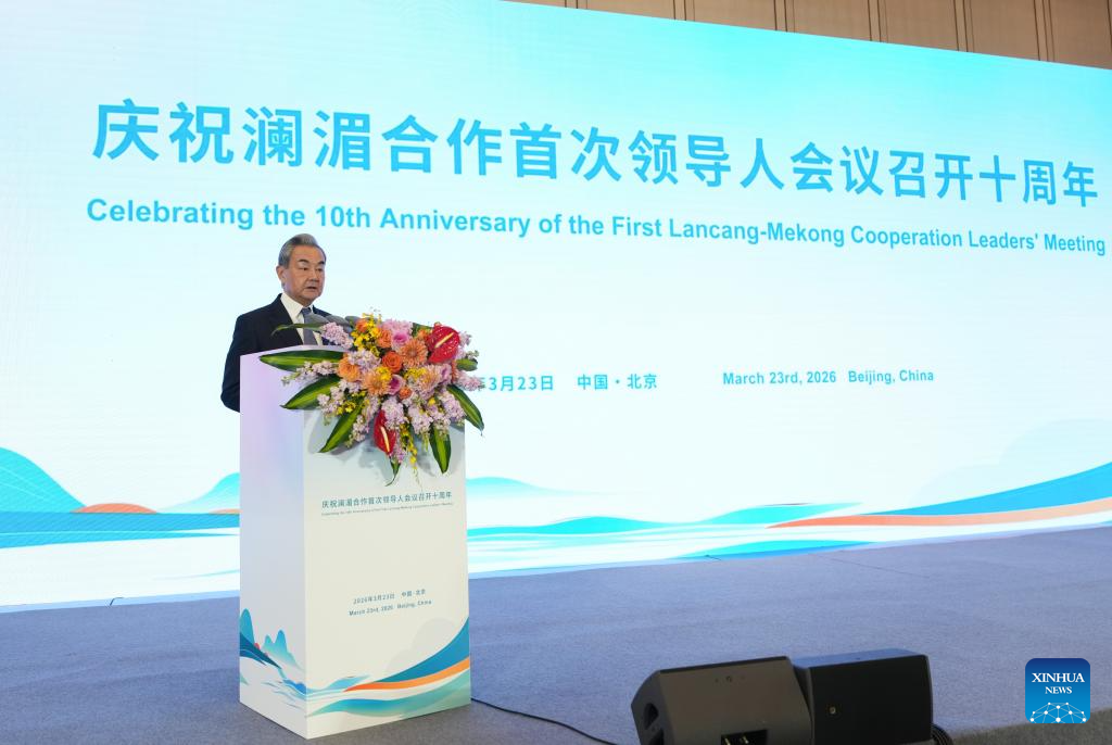 Cooperação Lancang-Mekong serve como exemplo para construção de uma comunidade com um futuro compartilhado para a humanidade, diz chanceler chinês