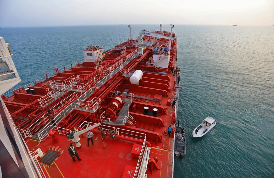 Entrevista: Sem retomada do tráfego marítimo em Ormuz após cessar-fogo, regras de trânsito serão o foco principal das negociações EUA-Irã, diz analista marítimo