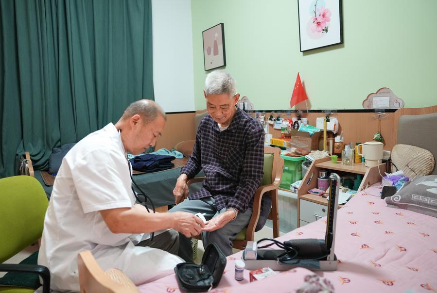 (Multimídia) China melhorará cuidados de saúde comunitários e expandirá serviços de cuidados de reabilitação
