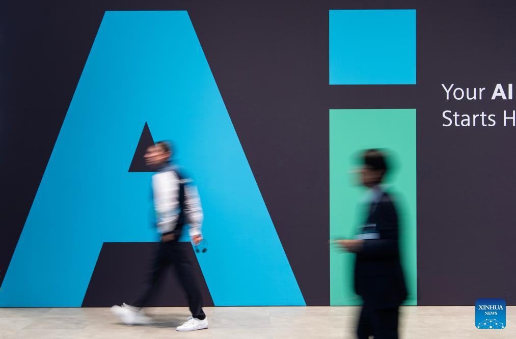 Feira de Hannover começa com destaque para robôs com inteligência artificial