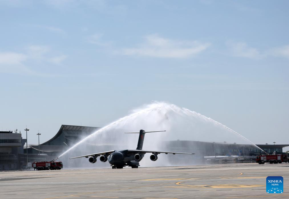 Restos mortais de 12 mártires chineses na Guerra da Coreia retornam à pátria vindos da RDC