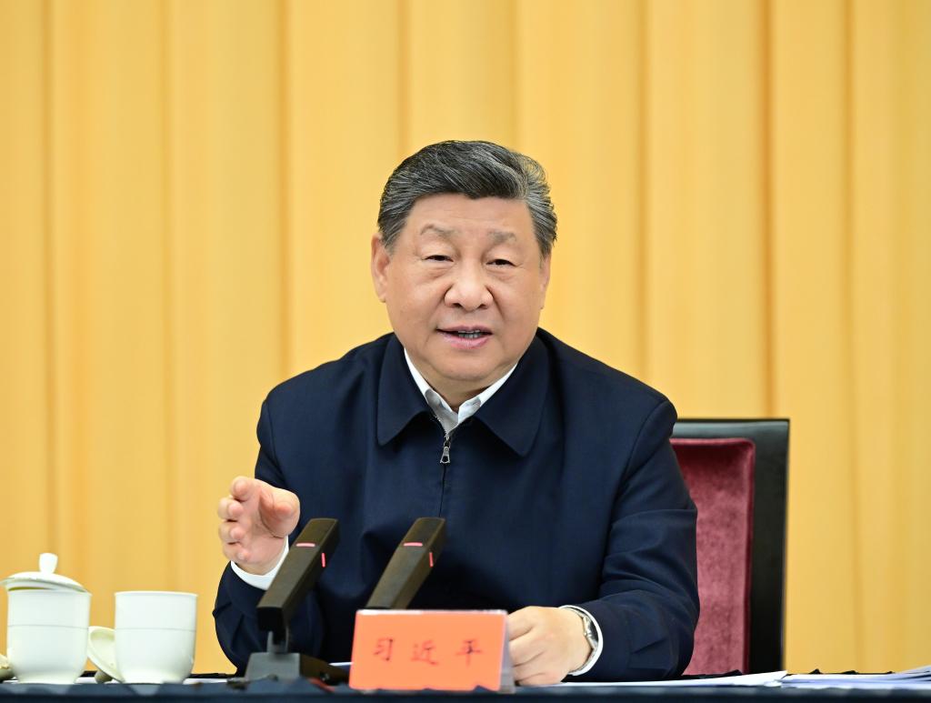 Xi enfatiza avanço na pesquisa básica para solidificar a base para construir a força da China em ciência e tecnologia